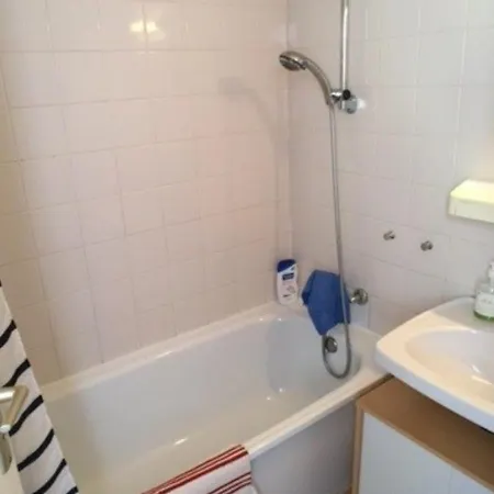 2 Pieces + Cabine, Piscine, 4 Pers, Parking - Fr-1-81-420 * Le Barcarès